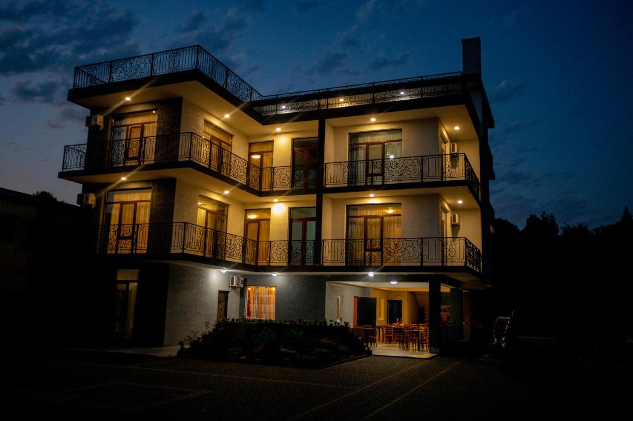 Hotel Pollux Batumi Exterior foto