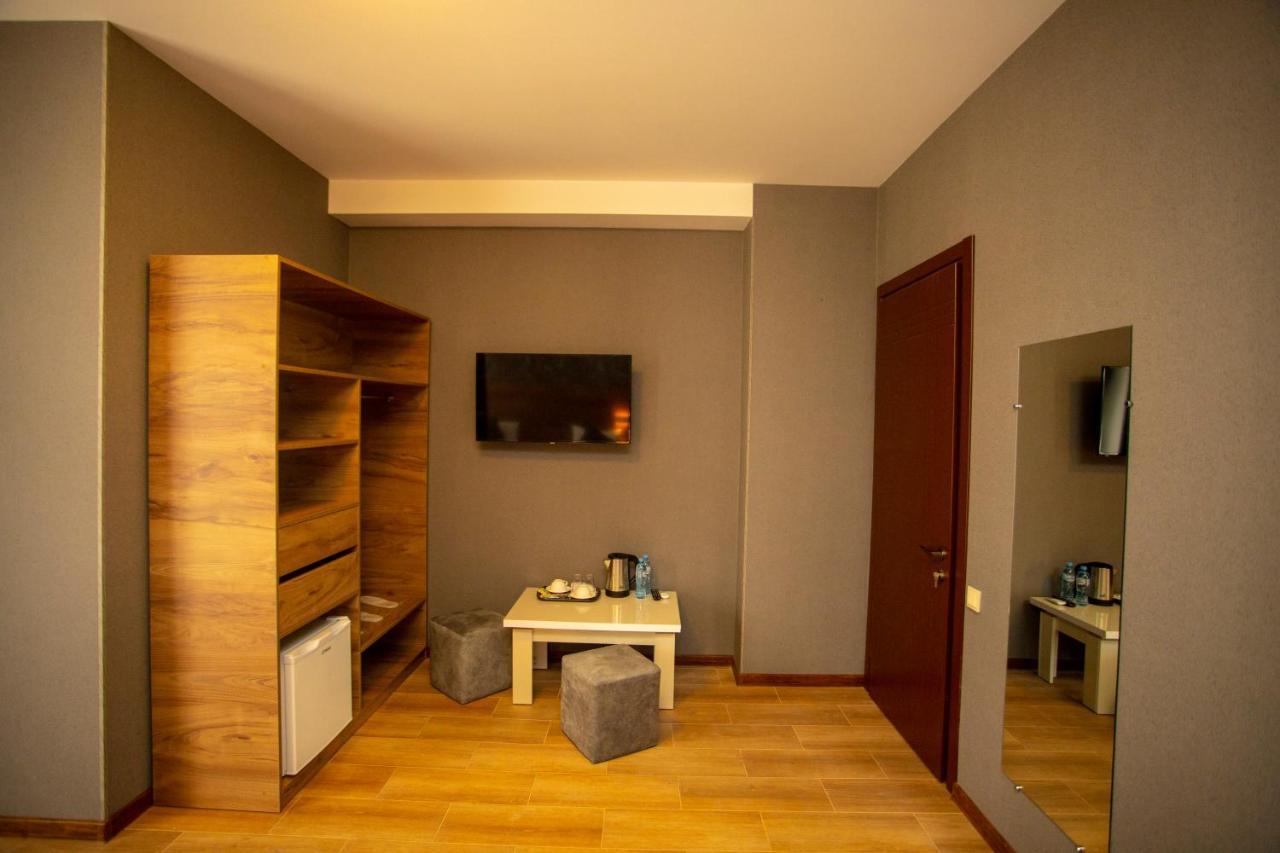Hotel Pollux Batumi Exterior foto