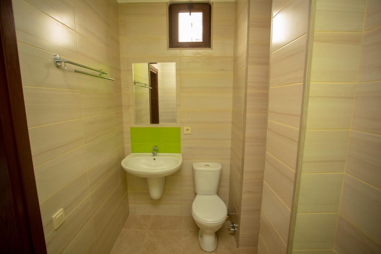 Hotel Pollux Batumi Exterior foto