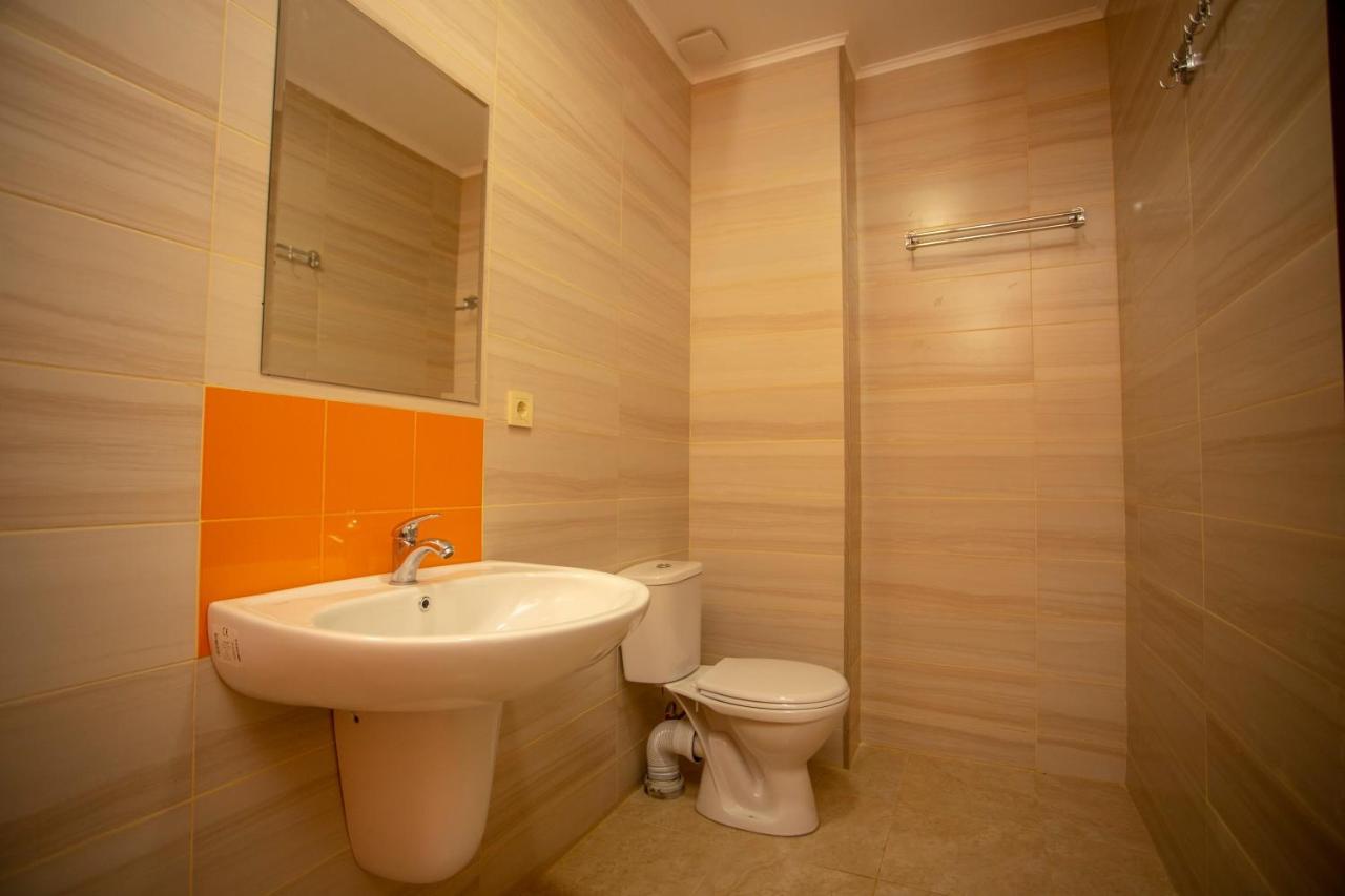 Hotel Pollux Batumi Exterior foto